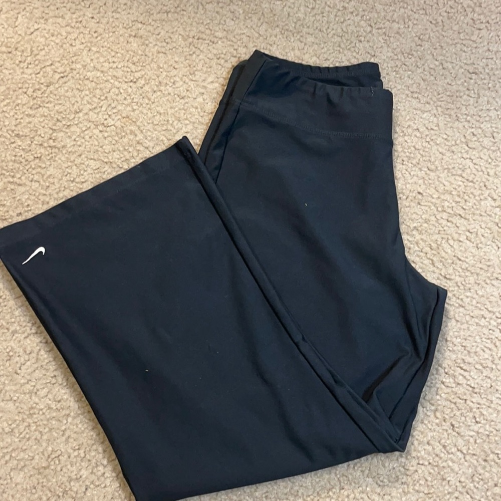 Nike Wide Leg Capri